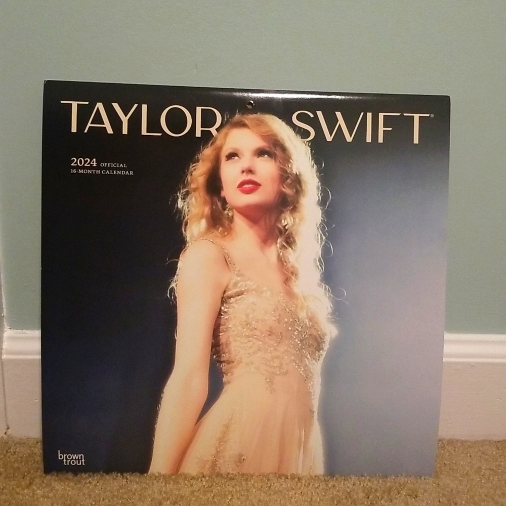 Taylor Swift 2024 16-Month Calendar